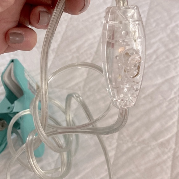 Pottery Barn teen desk lamp - Picture 4 of 5